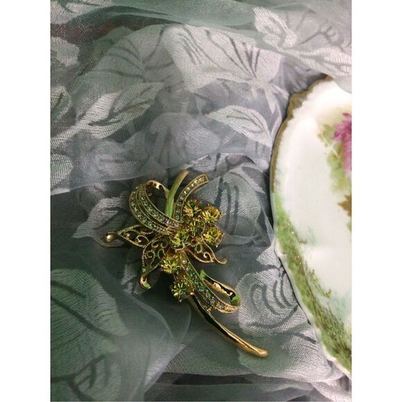 Beautiful Citrine & Clear Rhinestone Brooch Pin Gold, Yellow, Clear - Picture 8 of 12